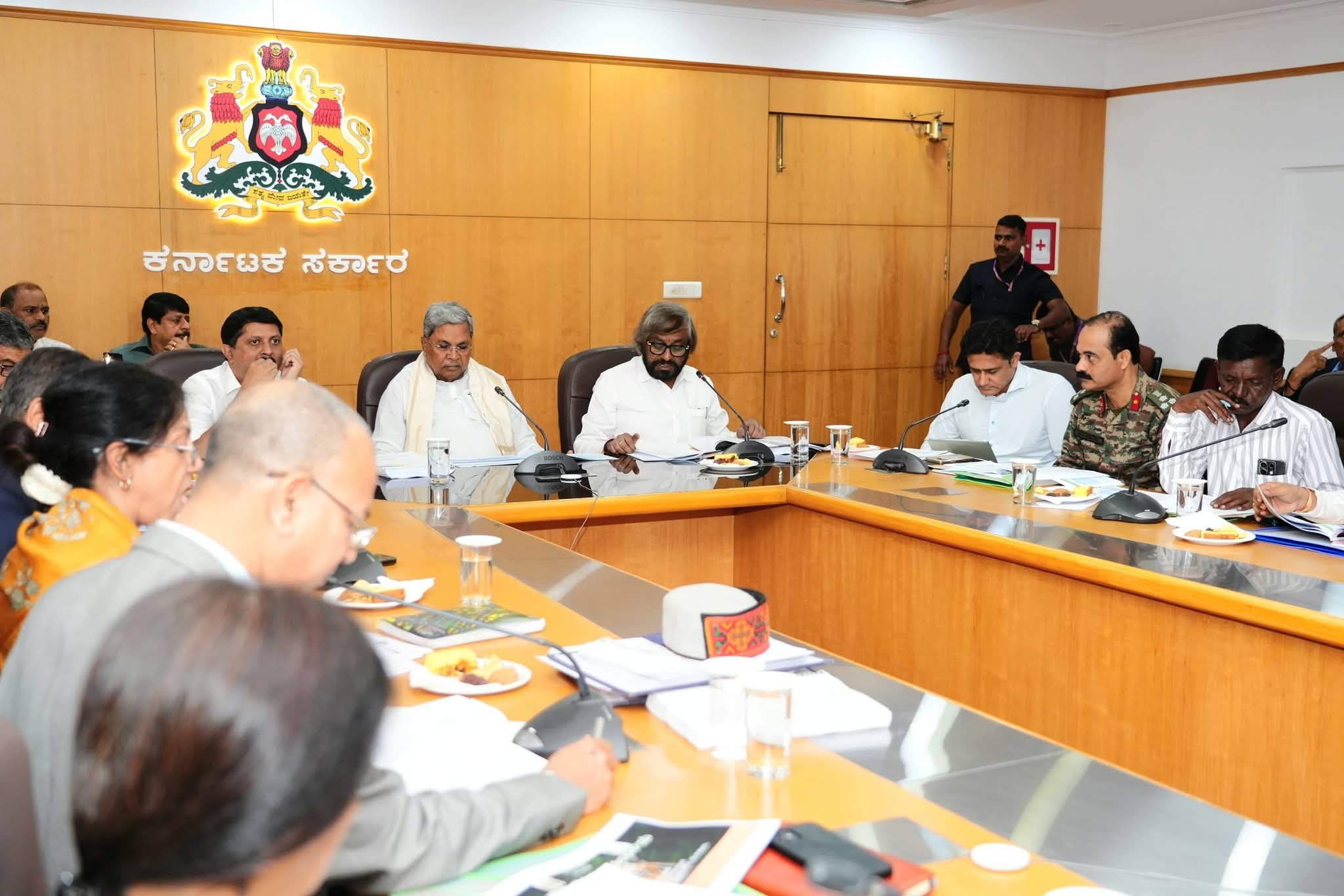 ಬಂಡೀಪುರ, ನಾಗರಹೊಳೆಗೆ ಸಿಎಂ ಸಿದ್ದರಾಮಯ್ಯ ‘ಗ್ರೀನ್ ಸಿಗ್ನಲ್’; ಹಂತಹಂತವಾಗಿ ಸಫಾರಿ ಪುನರಾರಂಭ